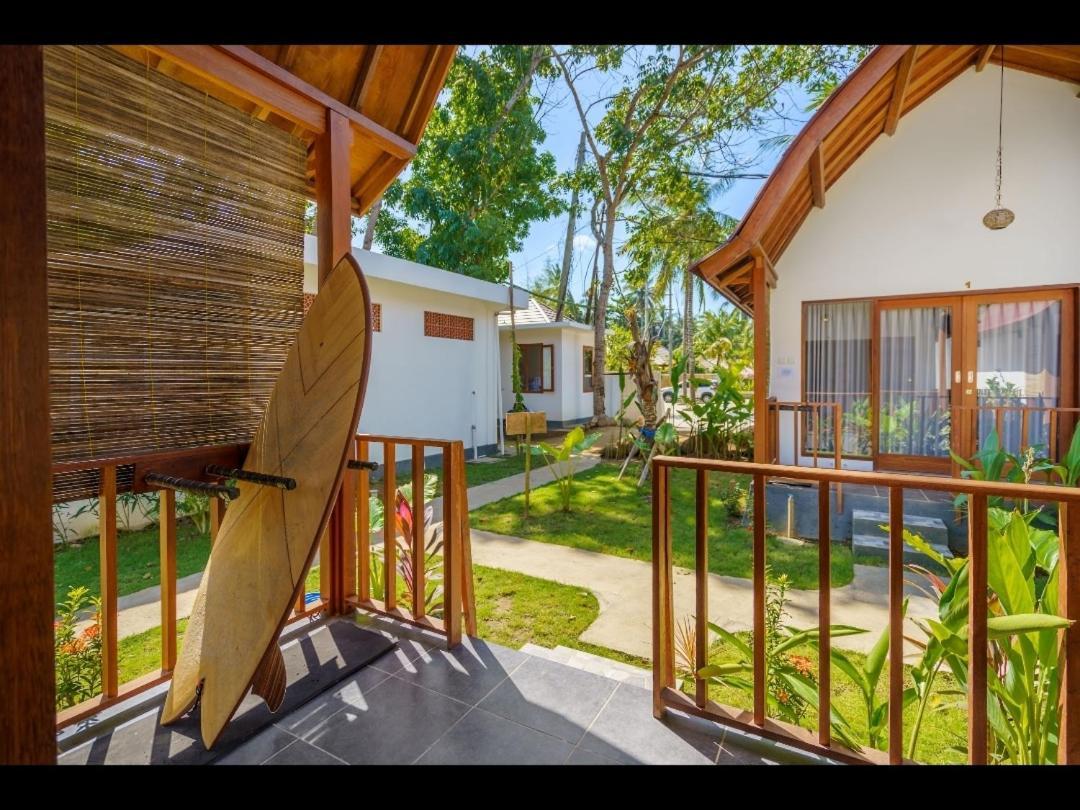 Готель Twiny'S Kuta  Екстер'єр фото